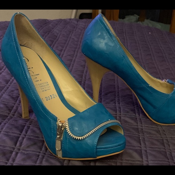 Guichi Heels - Picture 2 of 8
